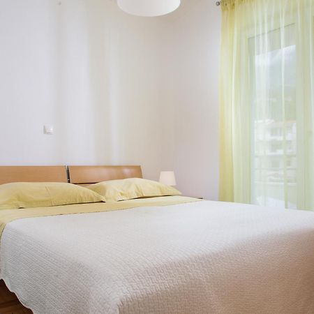 Apartments Ivandic Tučepi Exteriör bild