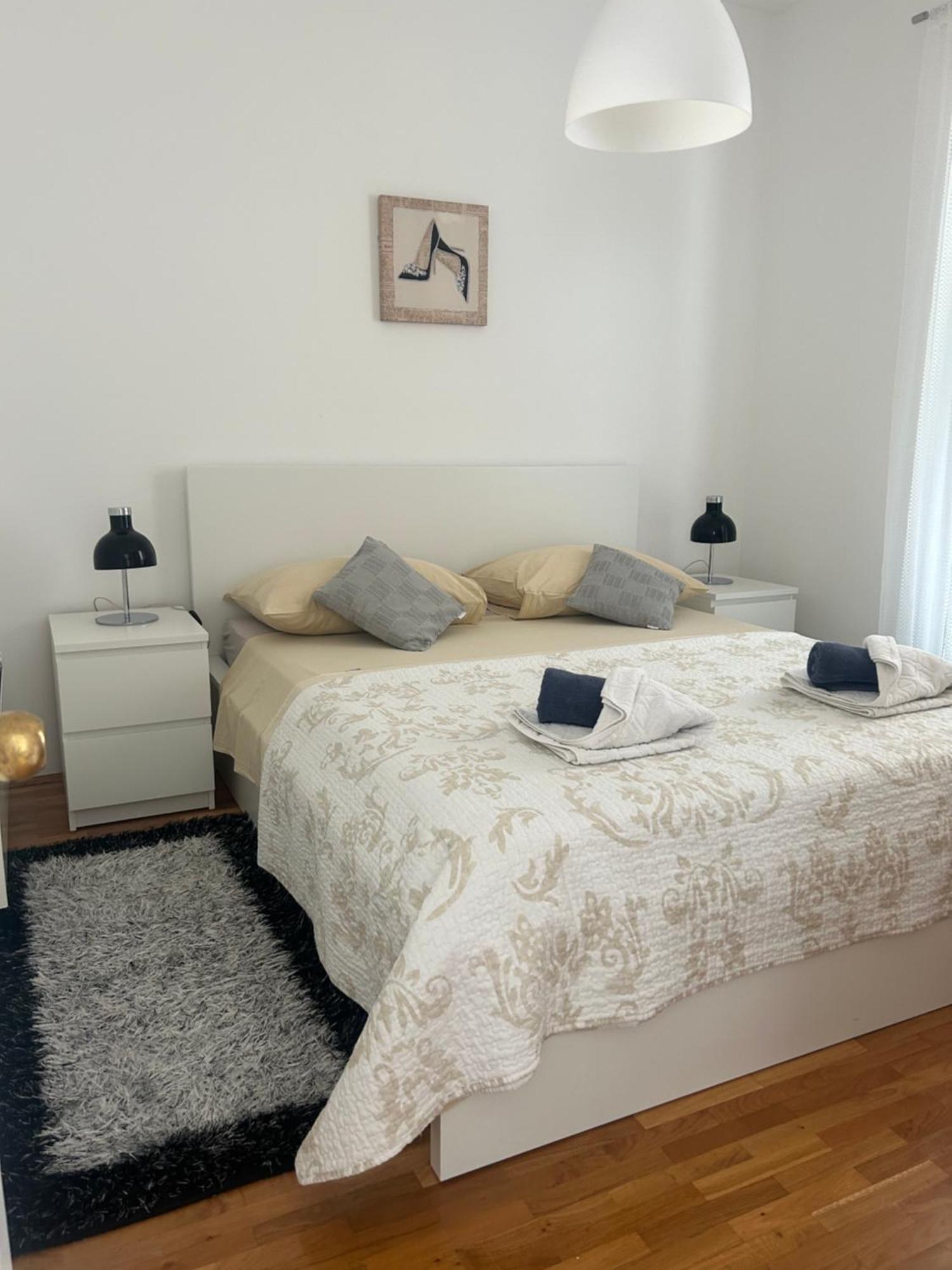 Apartments Ivandic Tučepi Exteriör bild