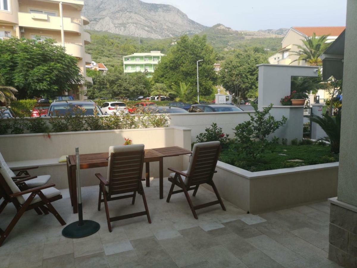 Apartments Ivandic Tučepi Exteriör bild